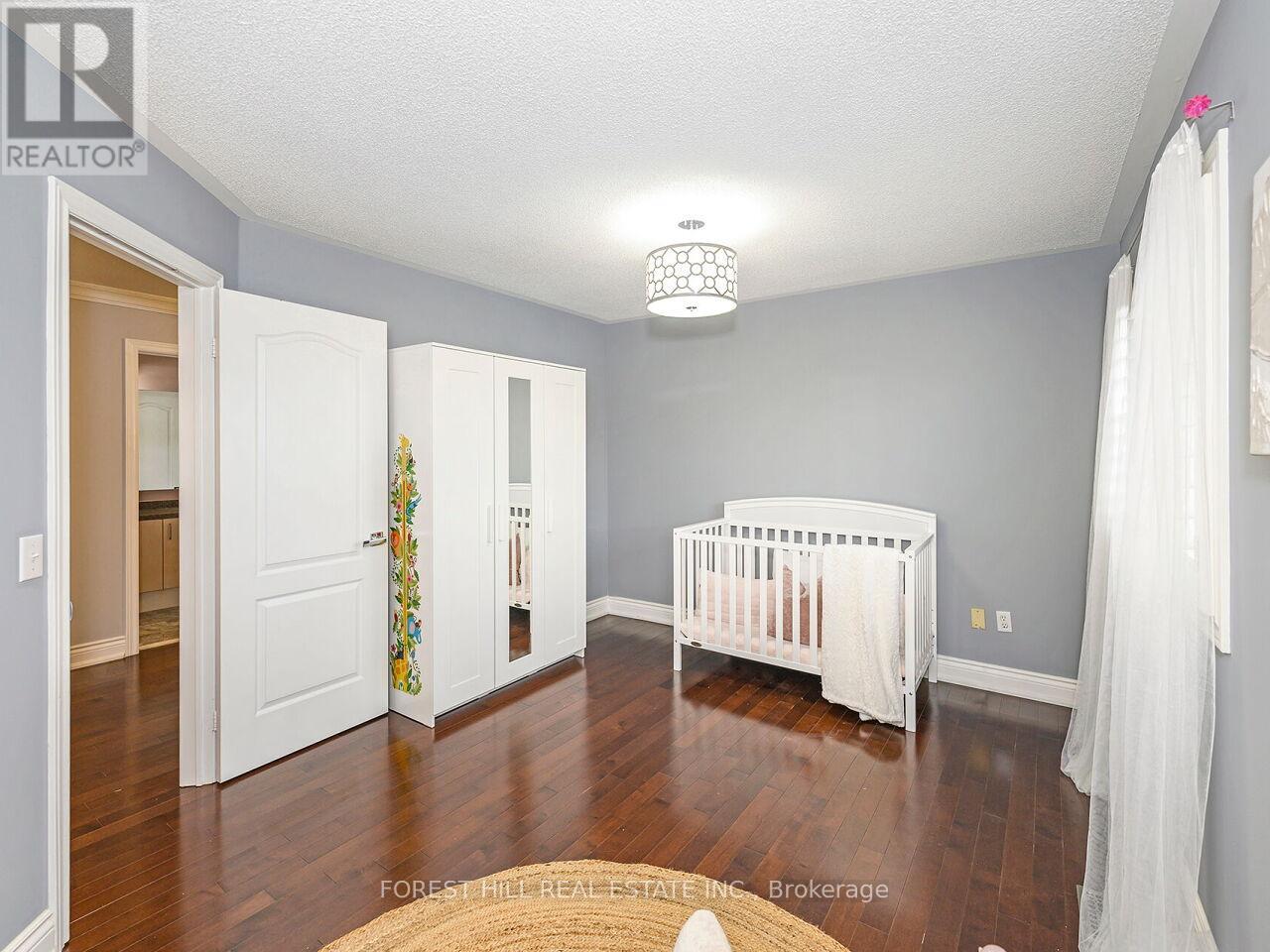 1575 Samuelson Crescent, Mississauga (Meadowvale Village), Ontario  L5N 8A2 - Photo 19 - W12236866