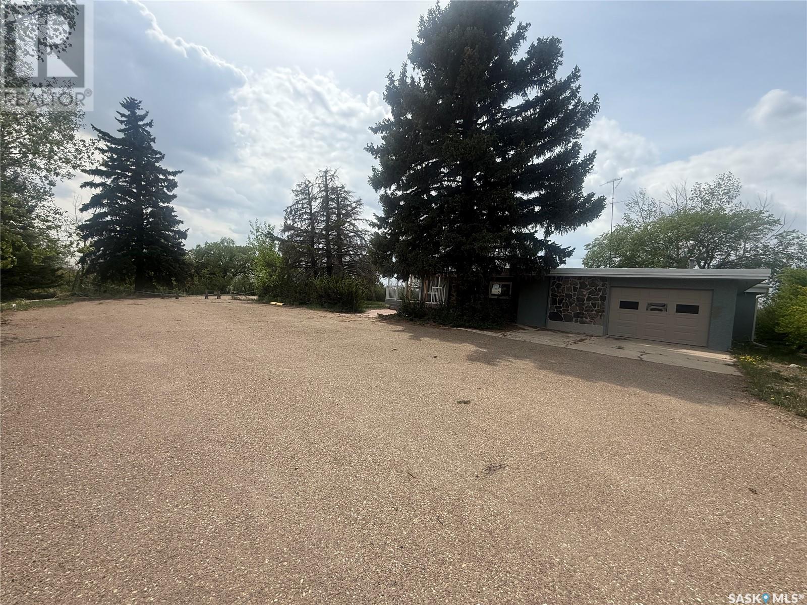 Wills Acreage, Frontier, Saskatchewan  S0N 0W0 - Photo 48 - SK992381