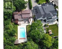 28 PINE TREE CRESCENT, Brampton, Ontario