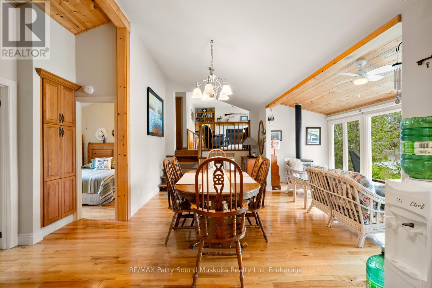 17 Tapatoo Trail, Seguin, Ontario  P2A 2W8 - Photo 20 - X12140157