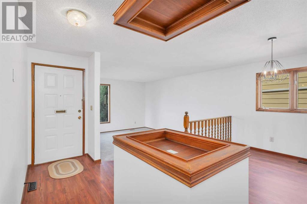 Property at 56 Haliburton Crescent image 5
