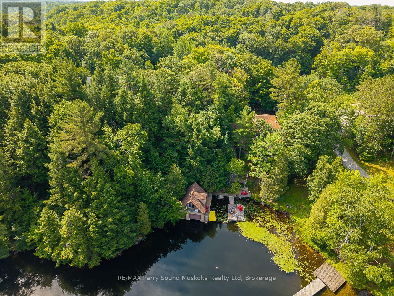 17 Tapatoo Trail, Seguin, Ontario  P2A 2W8 - Photo 49 - X12140157