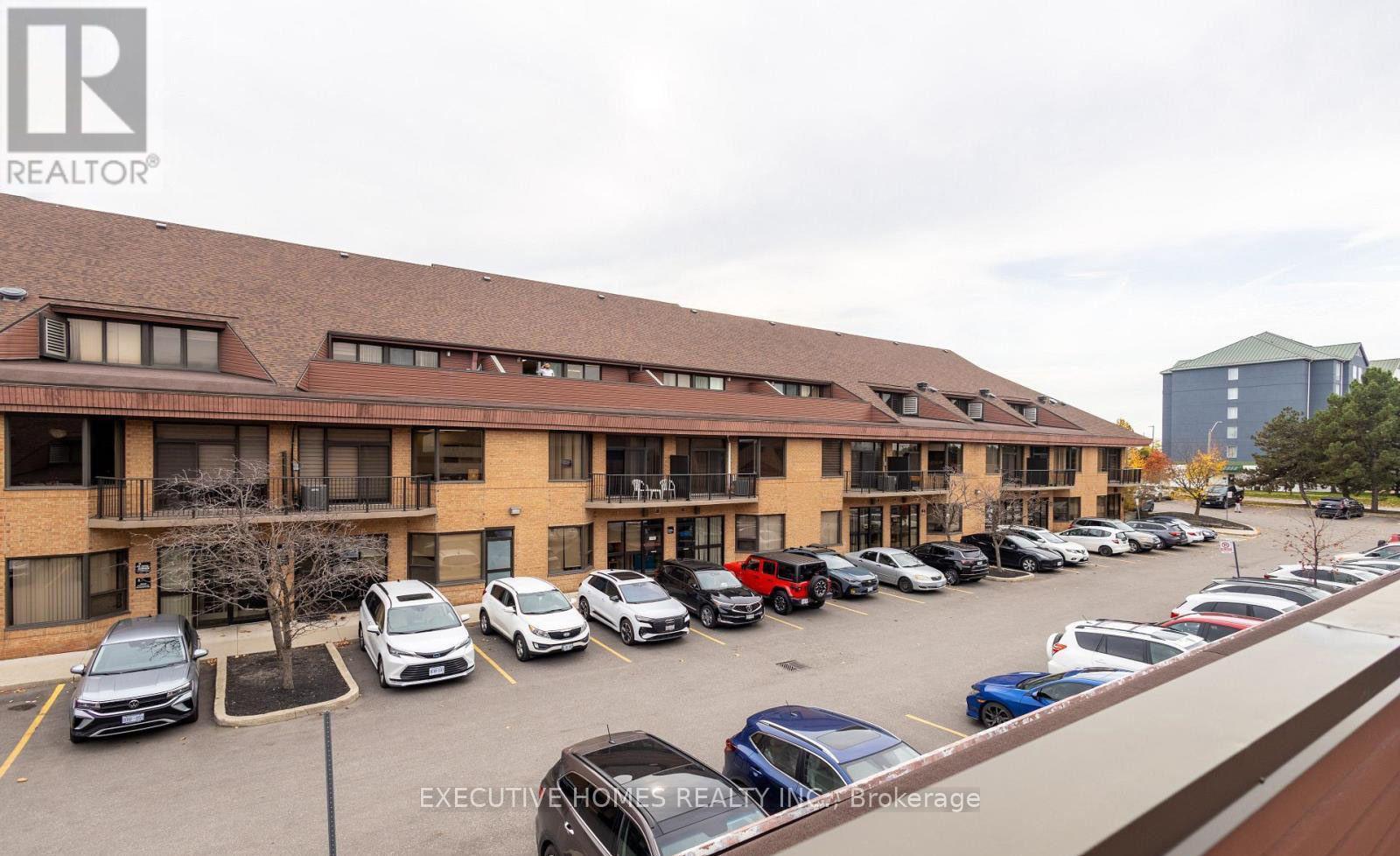 202 #2 - 120 Traders Boulevard, Mississauga, Ontario  L4Z 2H7 - Photo 4 - W12285332