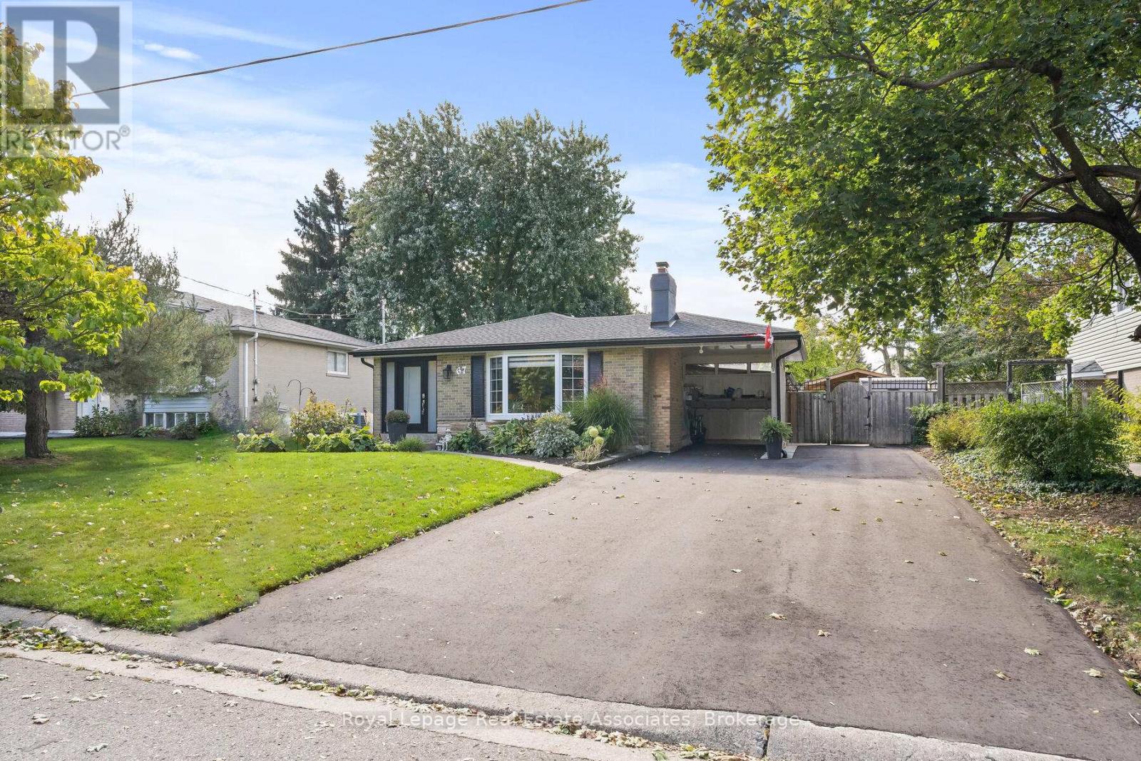 Property at 67 MOORE PARK CRESCENT image 1