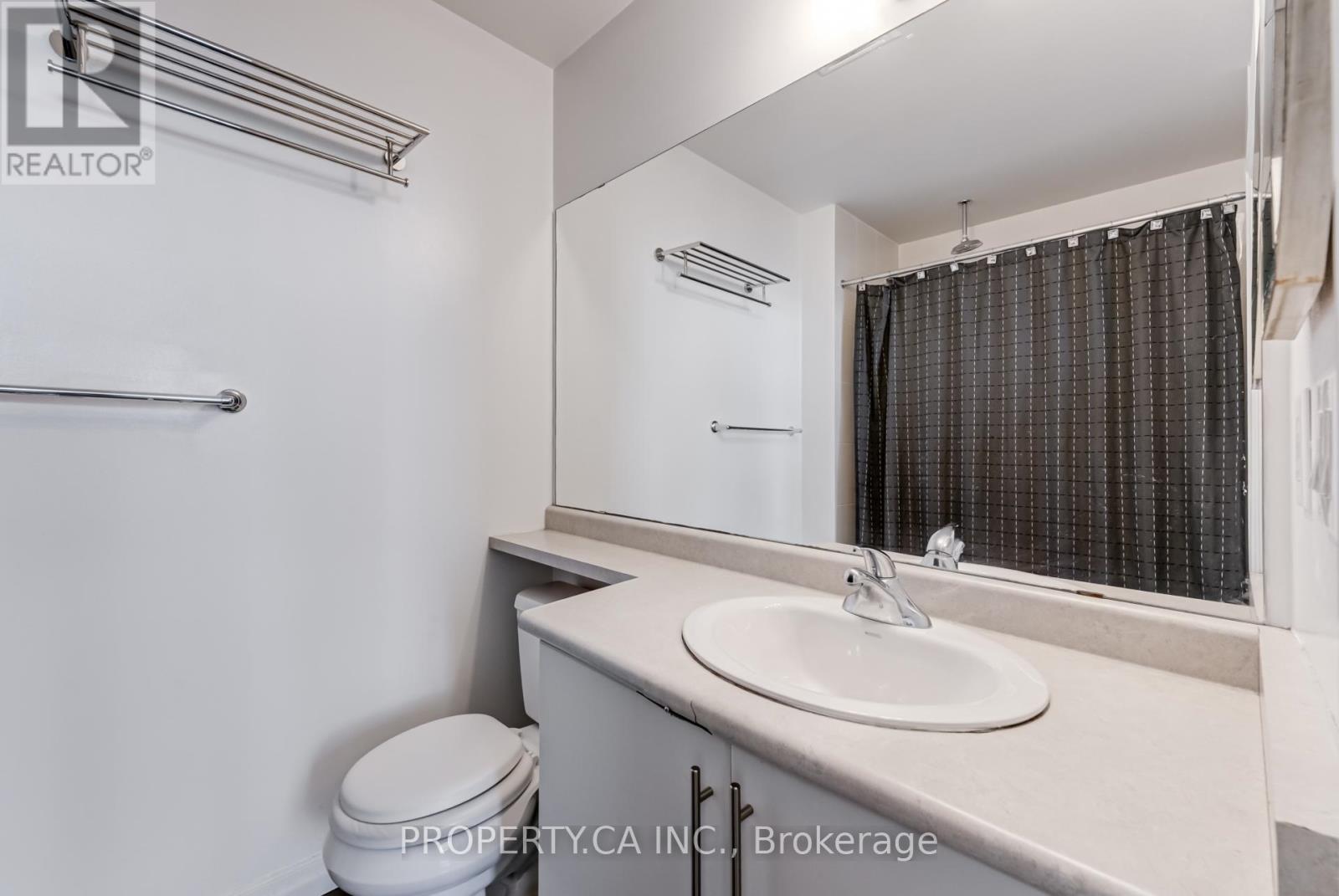 Ph3504 - 223 Webb Drive, Mississauga, Ontario  L5B 0E8 - Photo 15 - W12285484