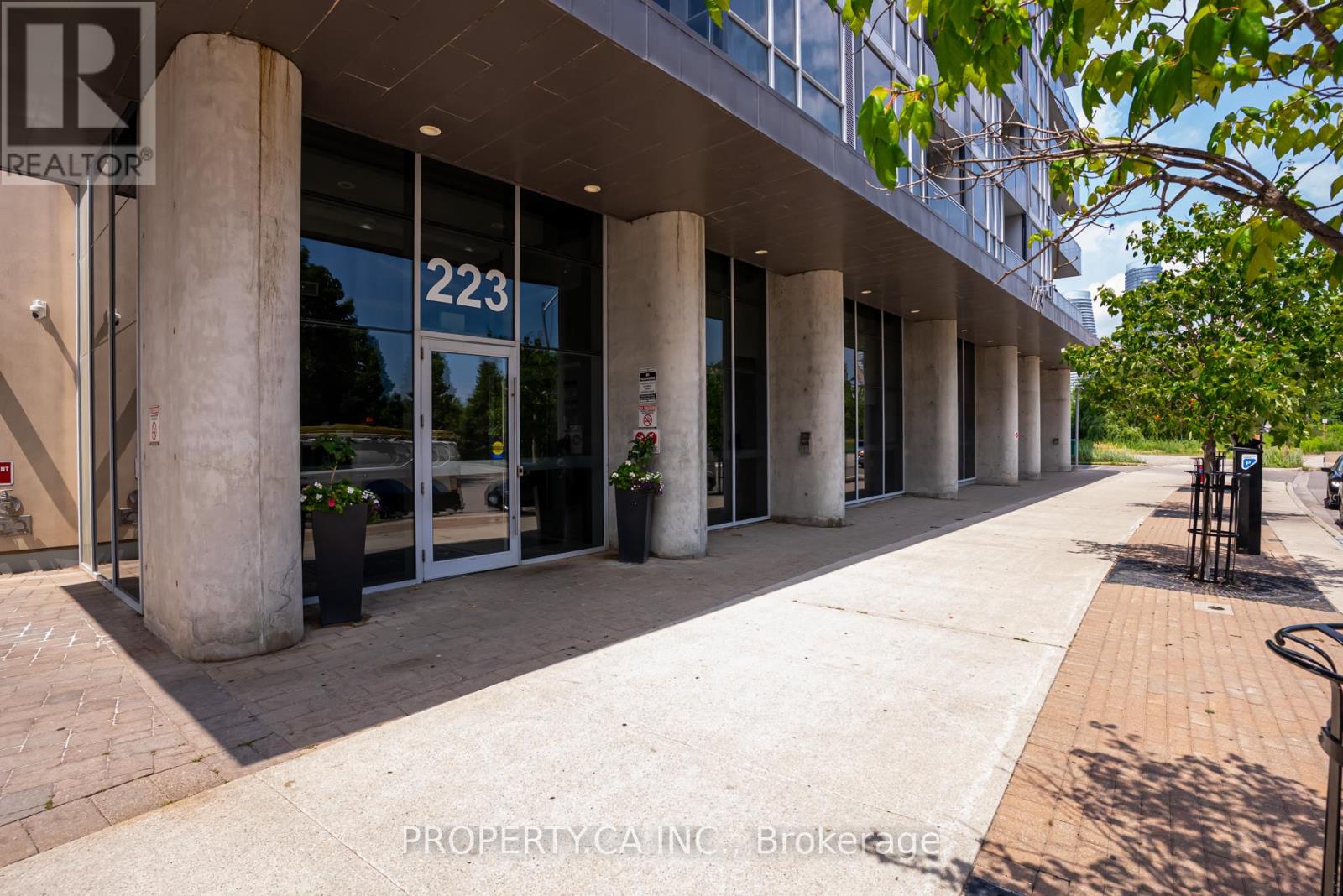 Ph3504 - 223 Webb Drive, Mississauga, Ontario  L5B 0E8 - Photo 28 - W12285484