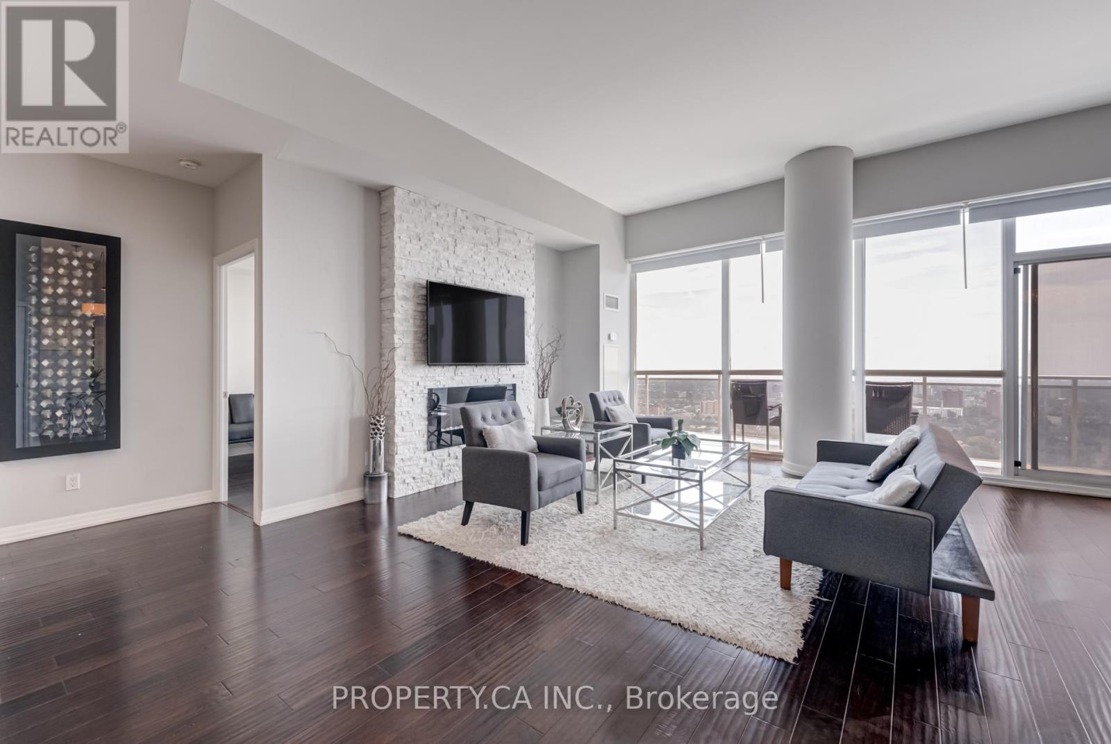 Ph3504 - 223 Webb Drive, Mississauga, Ontario  L5B 0E8 - Photo 5 - W12285484