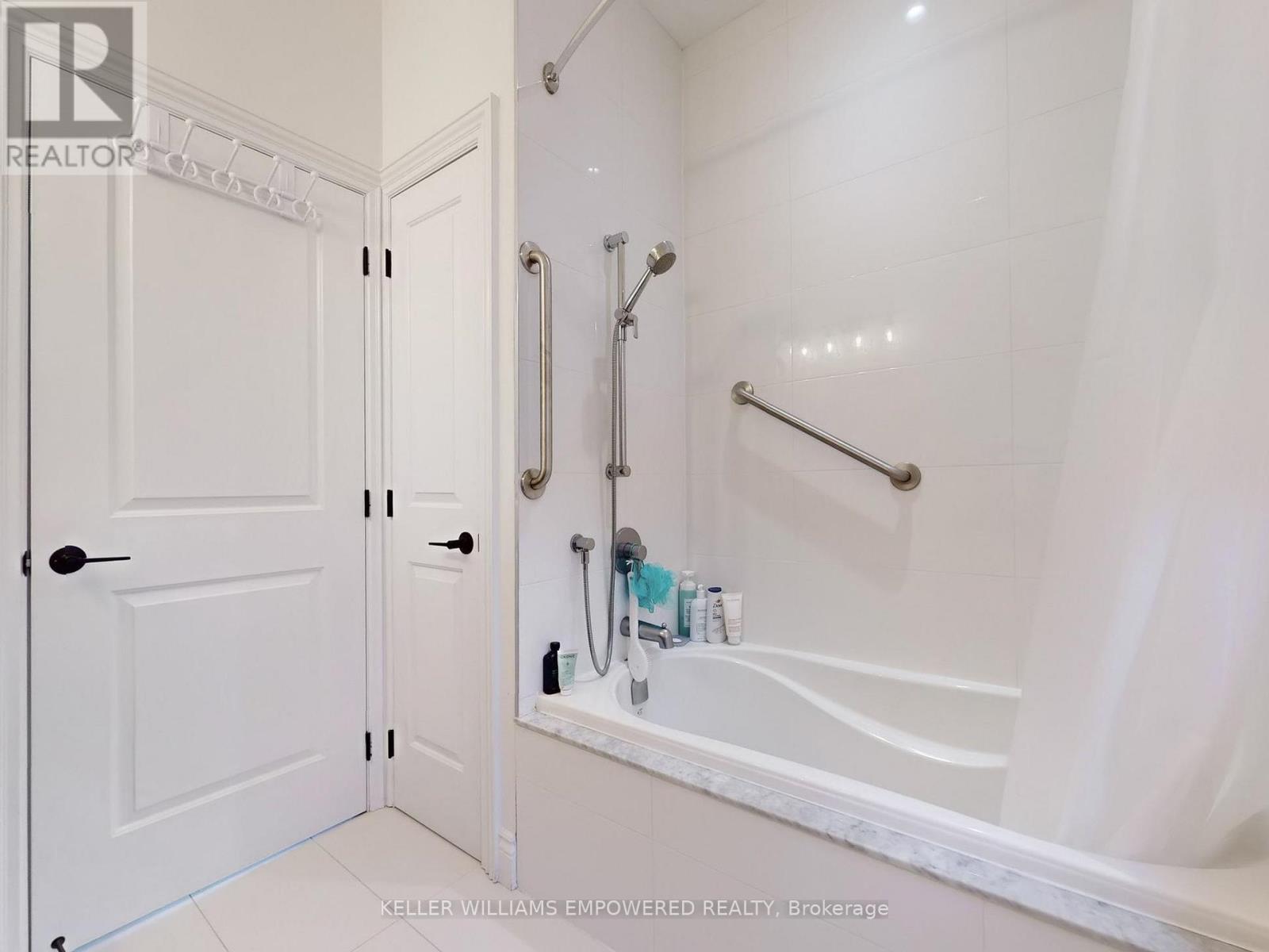 6 And 8 Macleod Estate Court, Richmond Hill (Jefferson), Ontario  L4E 0B1 - Photo 43 - N12183547