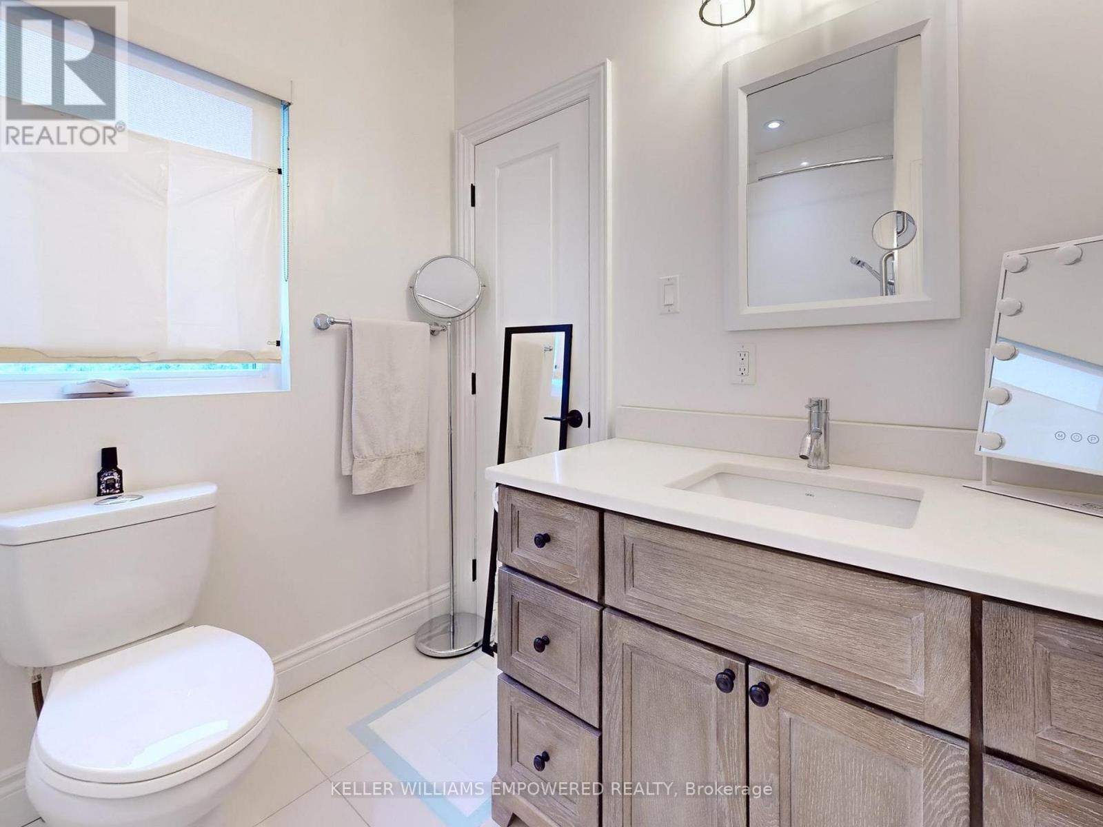 6 And 8 Macleod Estate Court, Richmond Hill (Jefferson), Ontario  L4E 0B1 - Photo 42 - N12183547