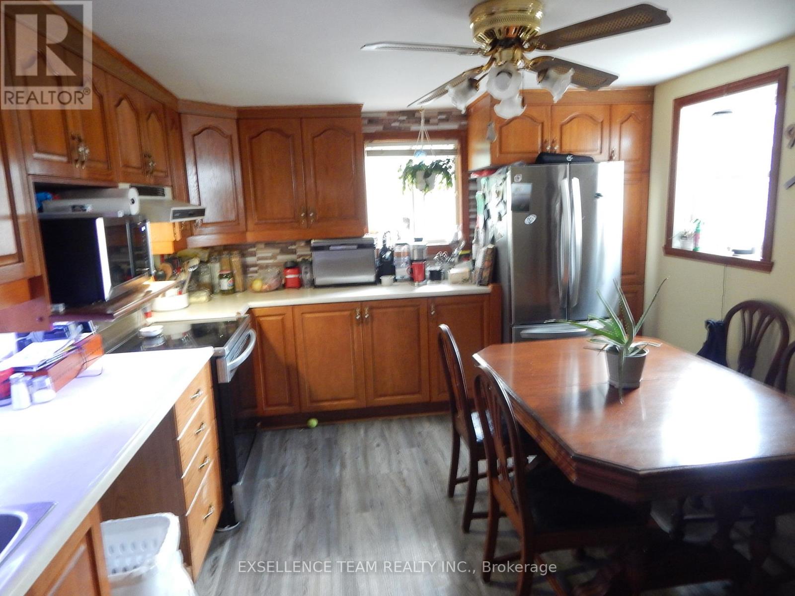 107-109 Cumberland Street E, Cornwall, Ontario  K6J 4H4 - Photo 4 - X12265077