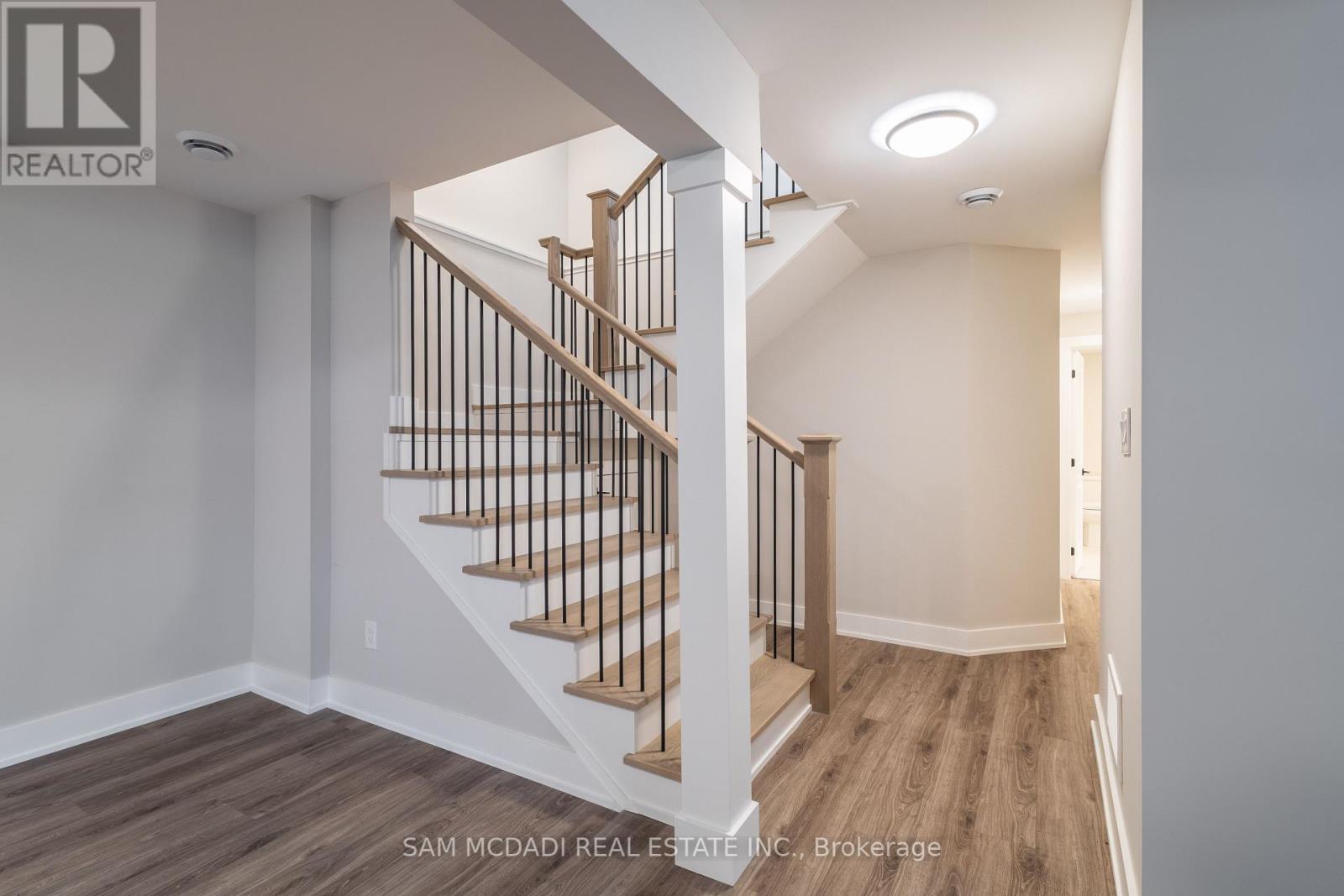 121 Black Willow Crescent, Blue Mountains, Ontario  L9Y 0R4 - Photo 25 - X12285450