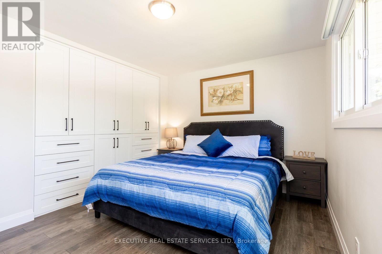 44 Woodsview Avenue, Grimsby (Grimsby Beach), Ontario  L3M 3T1 - Photo 14 - X12280949