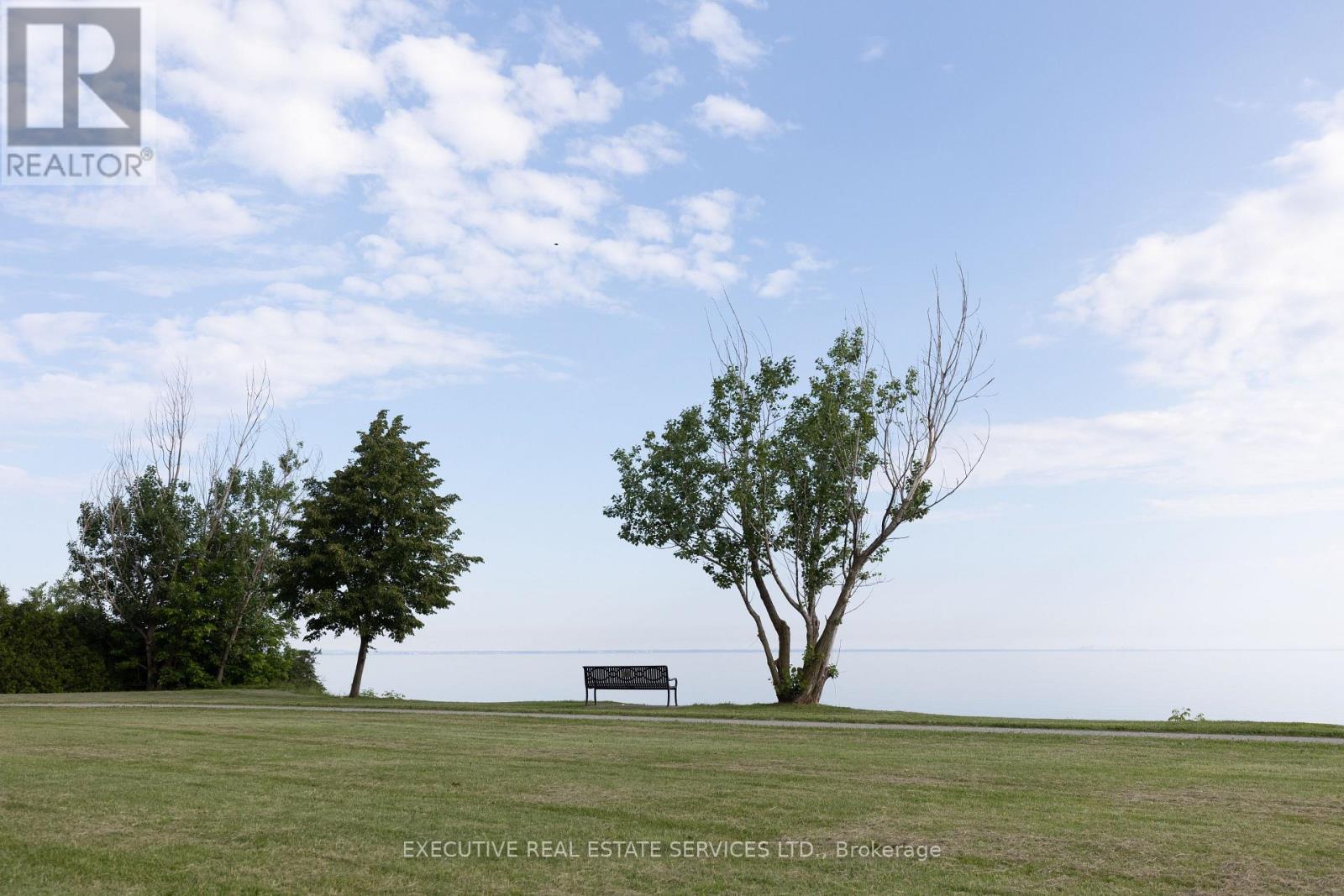 44 Woodsview Avenue, Grimsby (Grimsby Beach), Ontario  L3M 3T1 - Photo 28 - X12280949