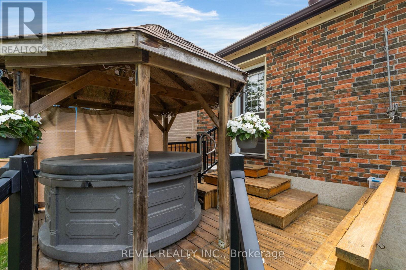 11 North Street, Barrie, Ontario  L4M 2S1 - Photo 27 - S12215990