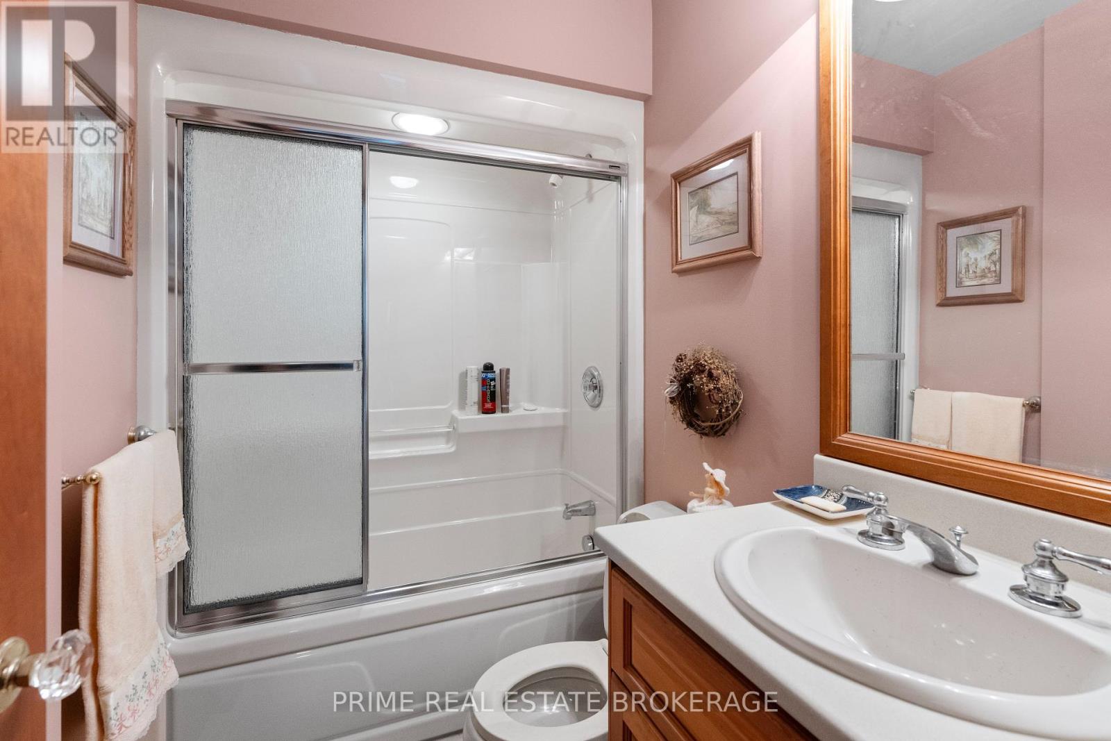 72797 Ravine Drive, Bluewater, Ontario  N0M 2T0 - Photo 31 - X12285612
