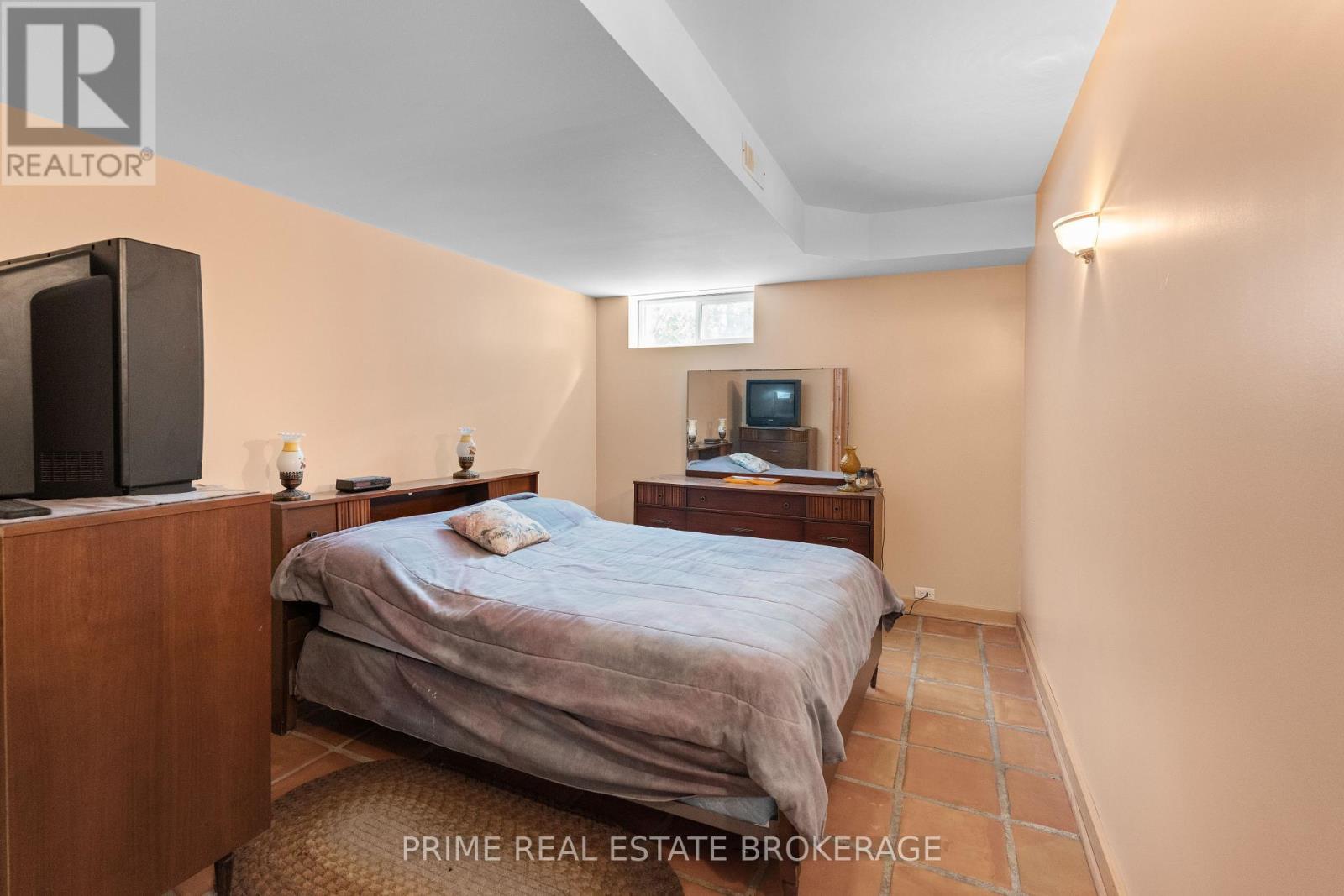 72797 Ravine Drive, Bluewater, Ontario  N0M 2T0 - Photo 36 - X12285612