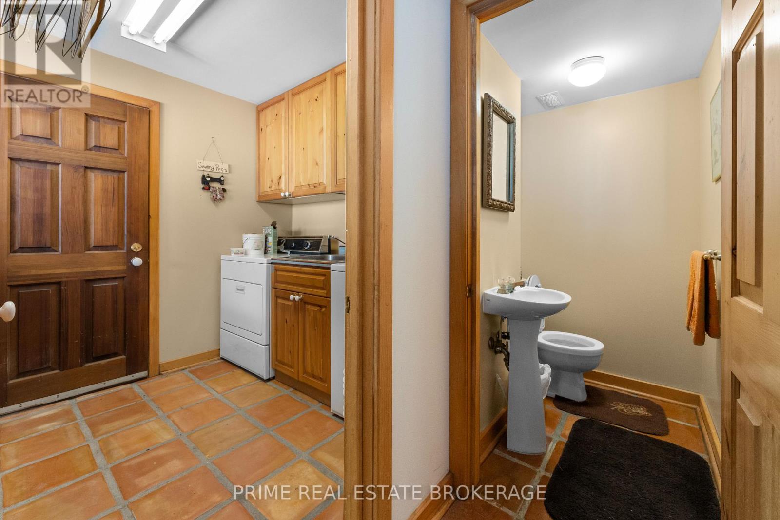 72797 Ravine Drive, Bluewater, Ontario  N0M 2T0 - Photo 38 - X12285612
