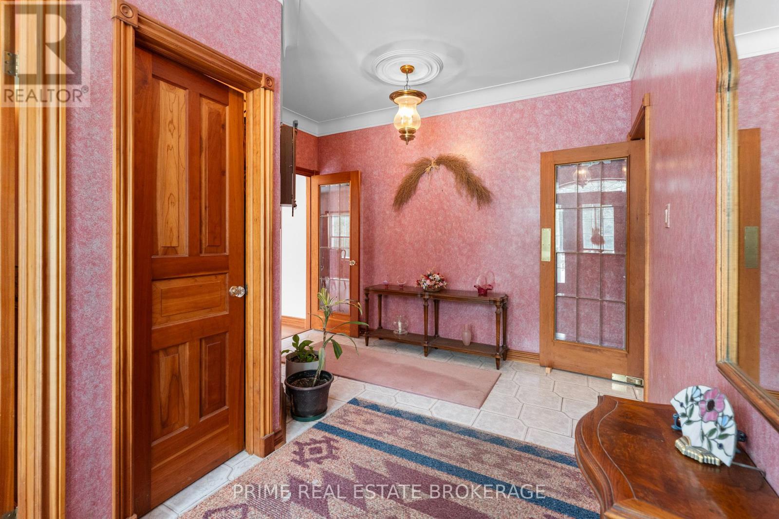 72797 Ravine Drive, Bluewater, Ontario  N0M 2T0 - Photo 6 - X12285612