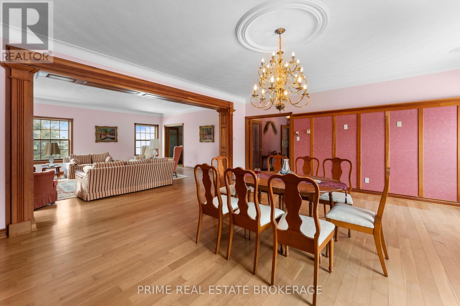 72797 Ravine Drive, Bluewater, Ontario  N0M 2T0 - Photo 8 - X12285612
