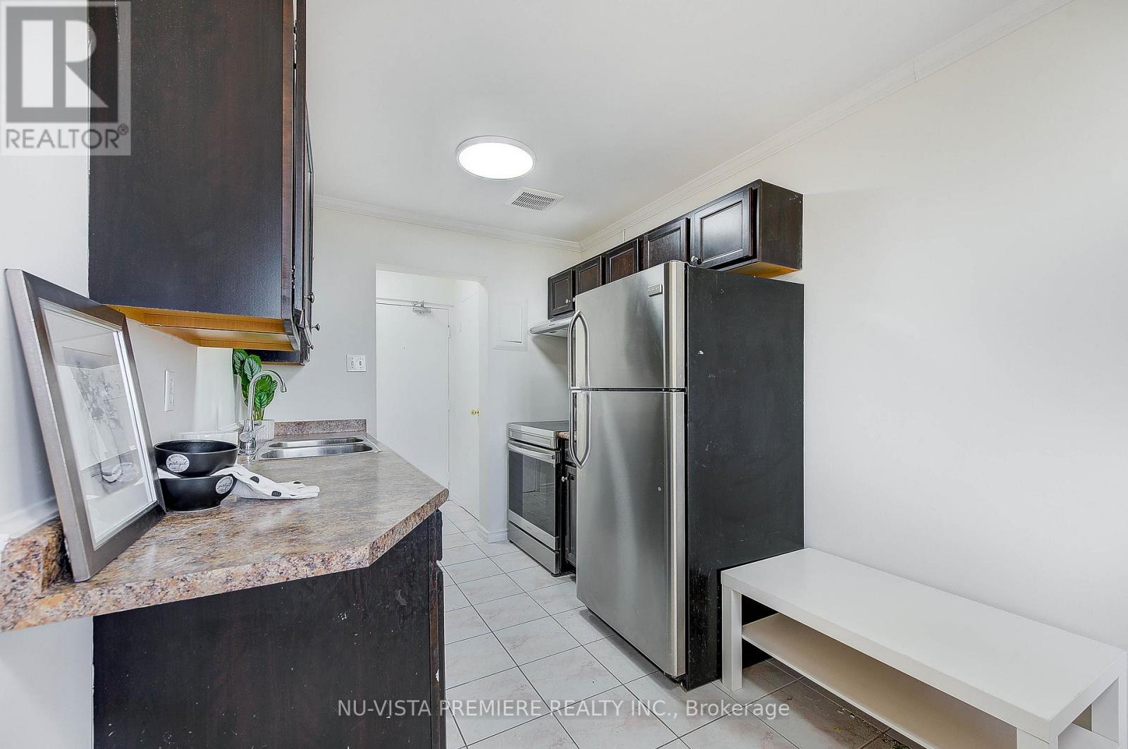 602 - 1102 Jalna Boulevard, London South, Ontario  N6E 1X8 - Photo 22 - X12285731