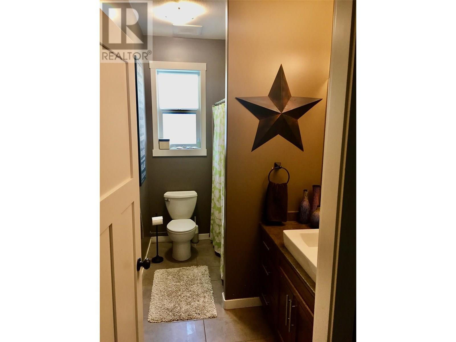 Property at 552 Trillium Drive image 5