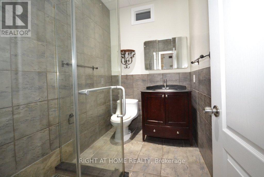 103 - 17 Marlborough Avenue E, Ottawa, Ontario  K1N 8E6 - Photo 11 - X12285651