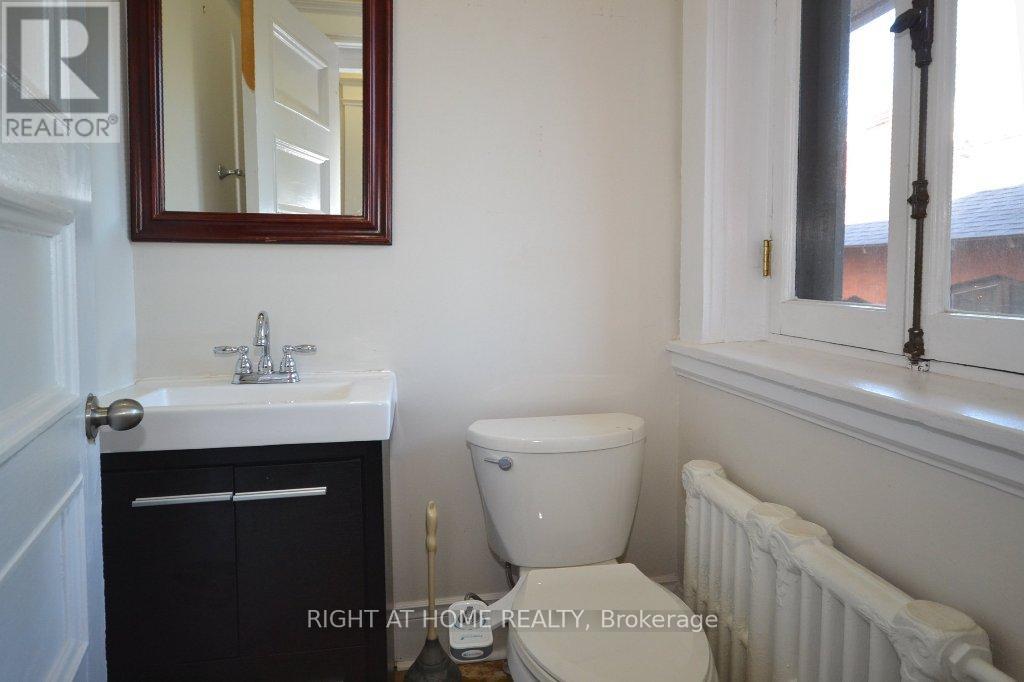 103 - 17 Marlborough Avenue E, Ottawa, Ontario  K1N 8E6 - Photo 3 - X12285651