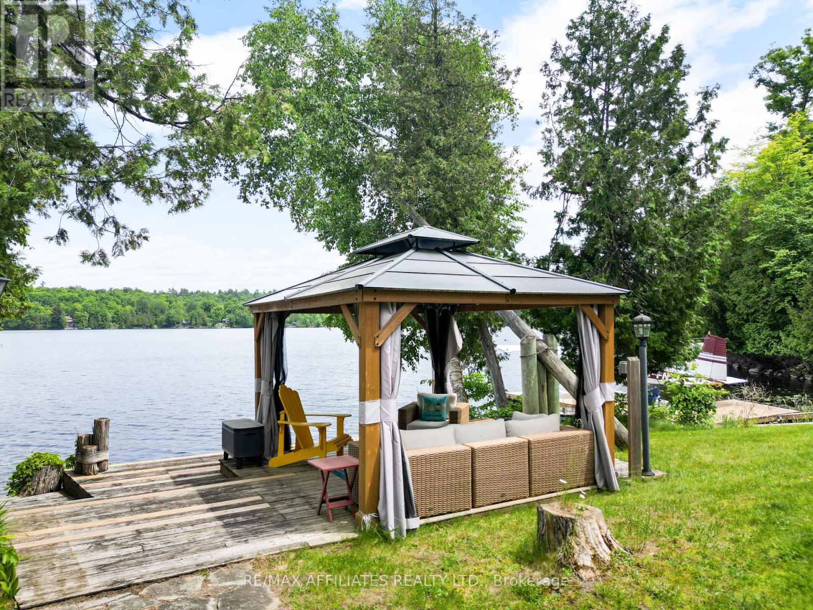 101 Arthur Road, Tay Valley, Ontario  K0H 2B0 - Photo 5 - X12285677