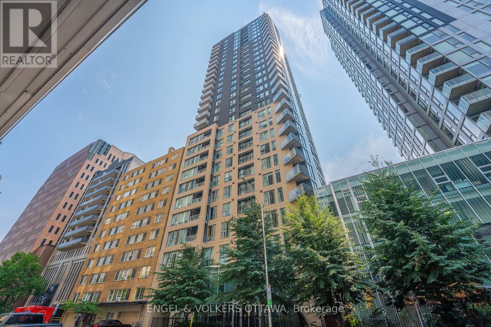 Property at 1104 - 40 NEPEAN STREET image 1