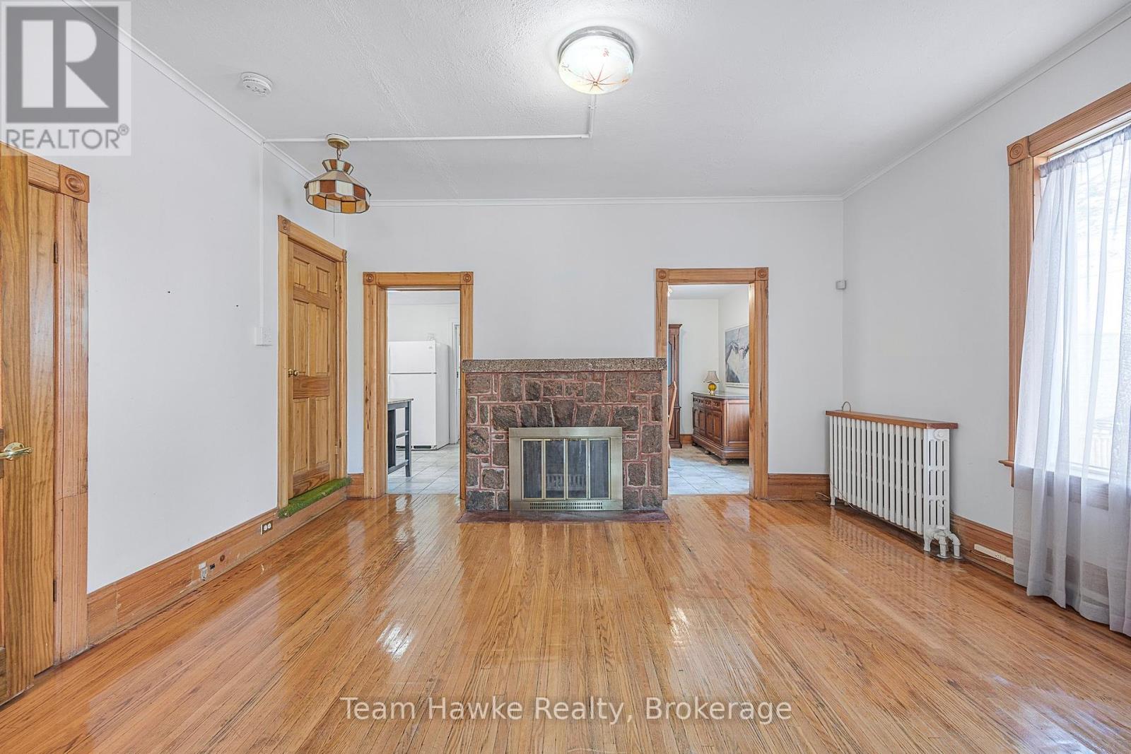 344 Midland Avenue, Midland, Ontario  L4R 3K7 - Photo 11 - S12285284