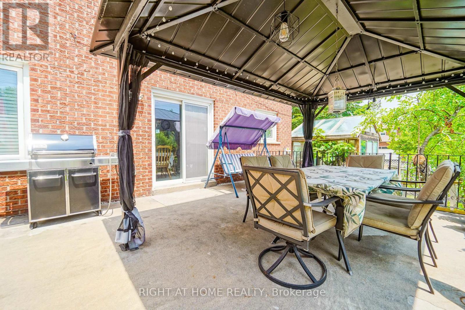 2 Lapworth Crescent, Toronto, Ontario  M1V 2M5 - Photo 35 - E12285524