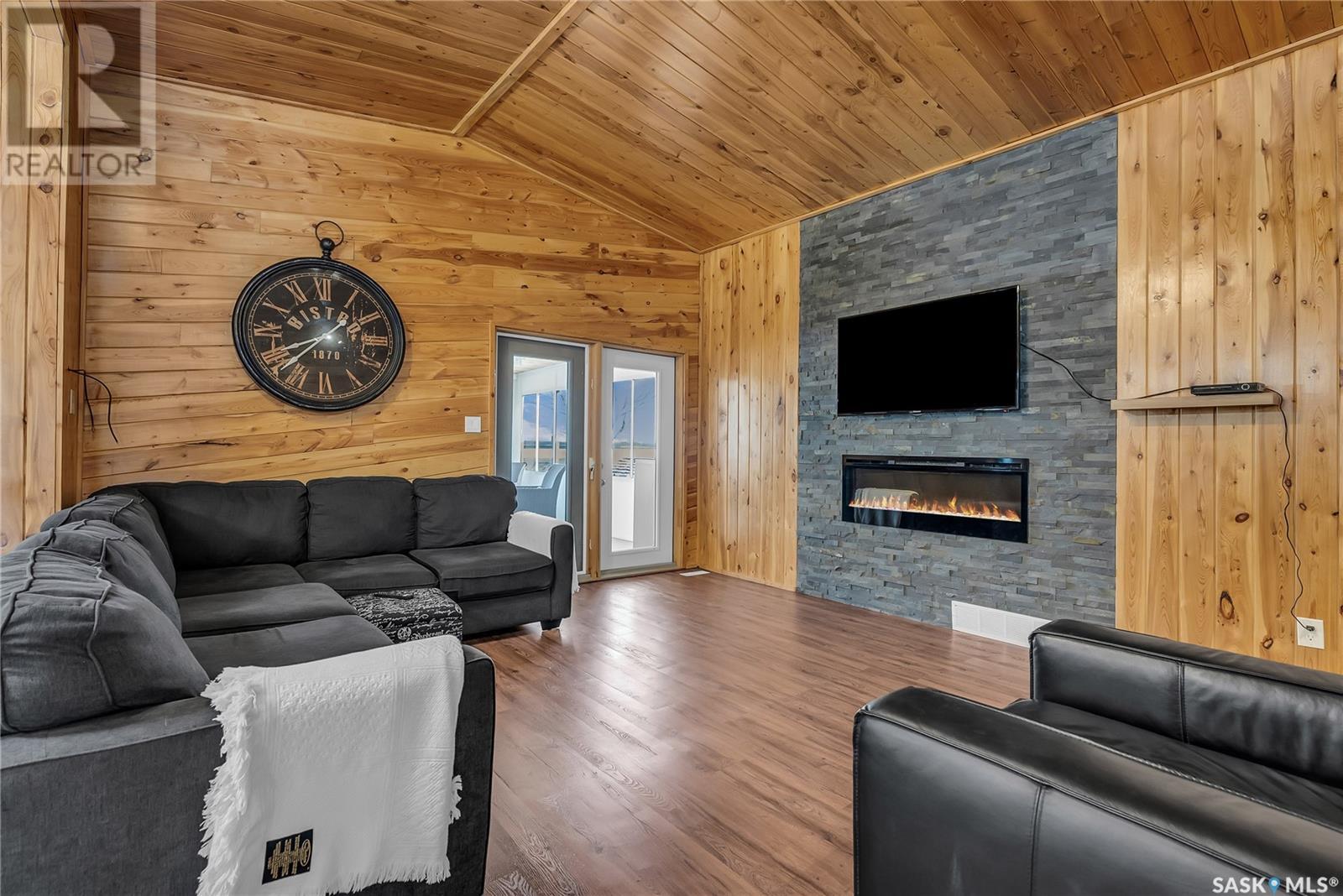108 Iroquois Lake Drive, Iroquois Lake, Saskatchewan  S0J 2G0 - Photo 16 - SK999425