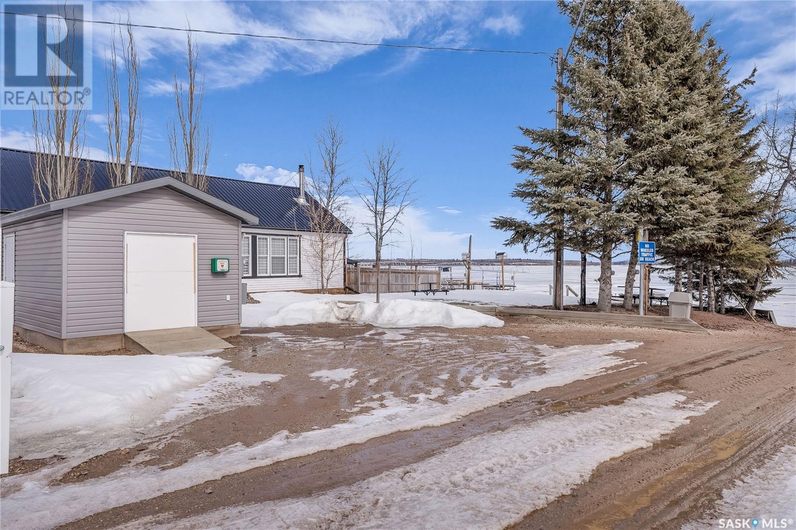 108 Iroquois Lake Drive, Iroquois Lake, Saskatchewan  S0J 2G0 - Photo 44 - SK999425