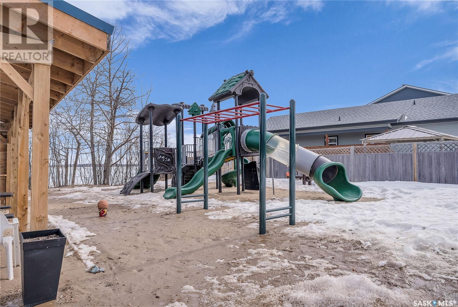 108 Iroquois Lake Drive, Iroquois Lake, Saskatchewan  S0J 2G0 - Photo 45 - SK999425