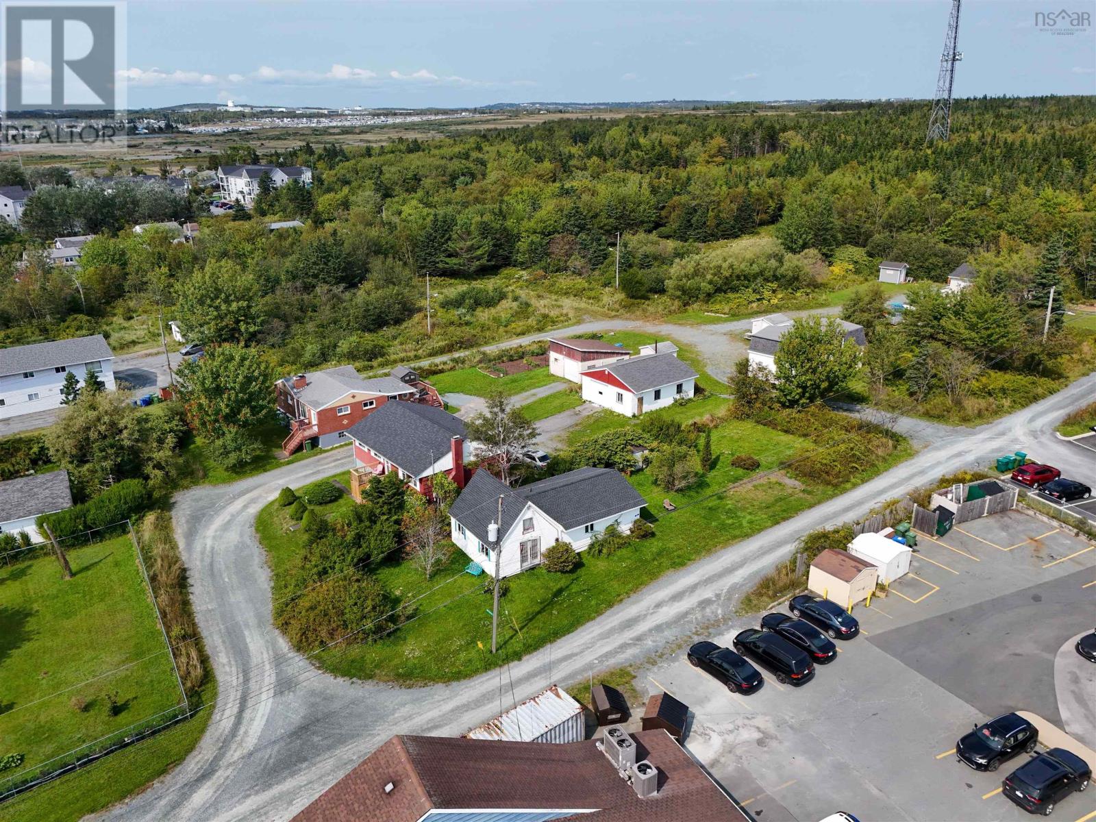 20 Silvers Lane, Eastern Passage, Nova Scotia  B3G 1M4 - Photo 2 - 202517429