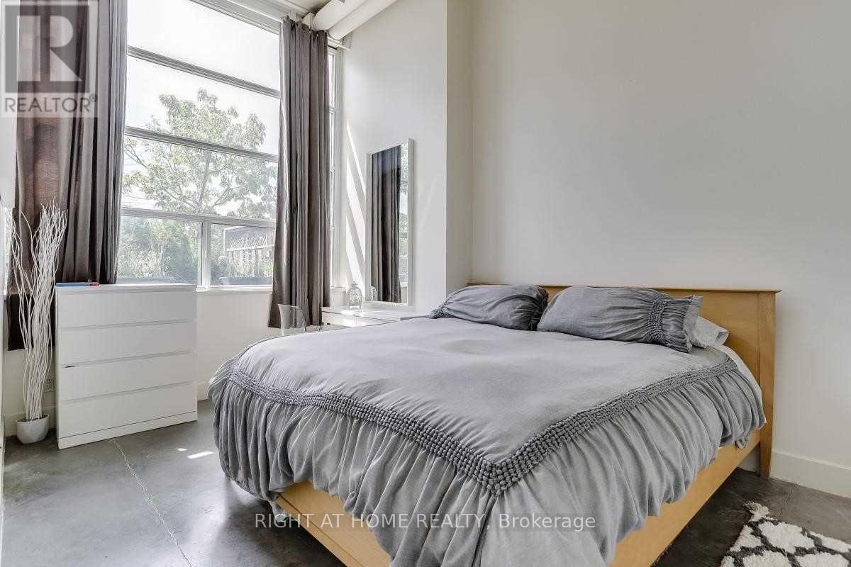 109 - 1001 Roselawn Avenue, Toronto, Ontario  M6B 4M4 - Photo 11 - W12285495