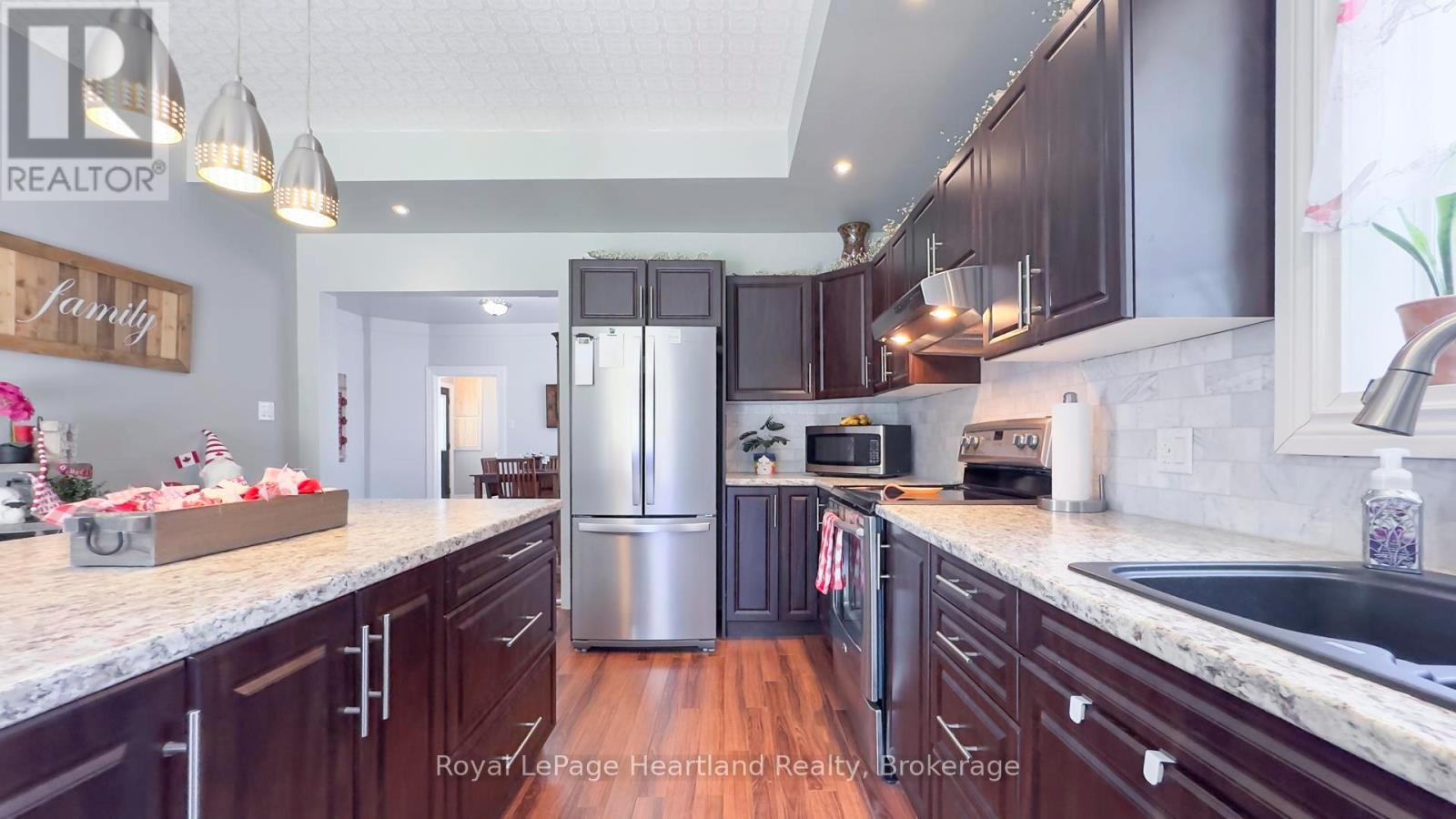 108 Newgate Street, Goderich, Ontario  N7A 1P4 - Photo 15 - X12285310