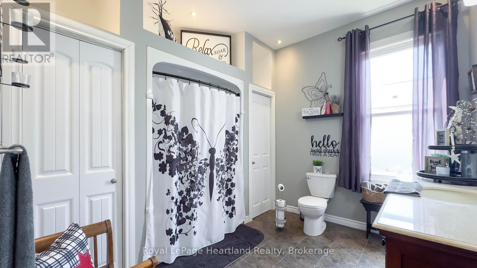 108 Newgate Street, Goderich, Ontario  N7A 1P4 - Photo 17 - X12285310