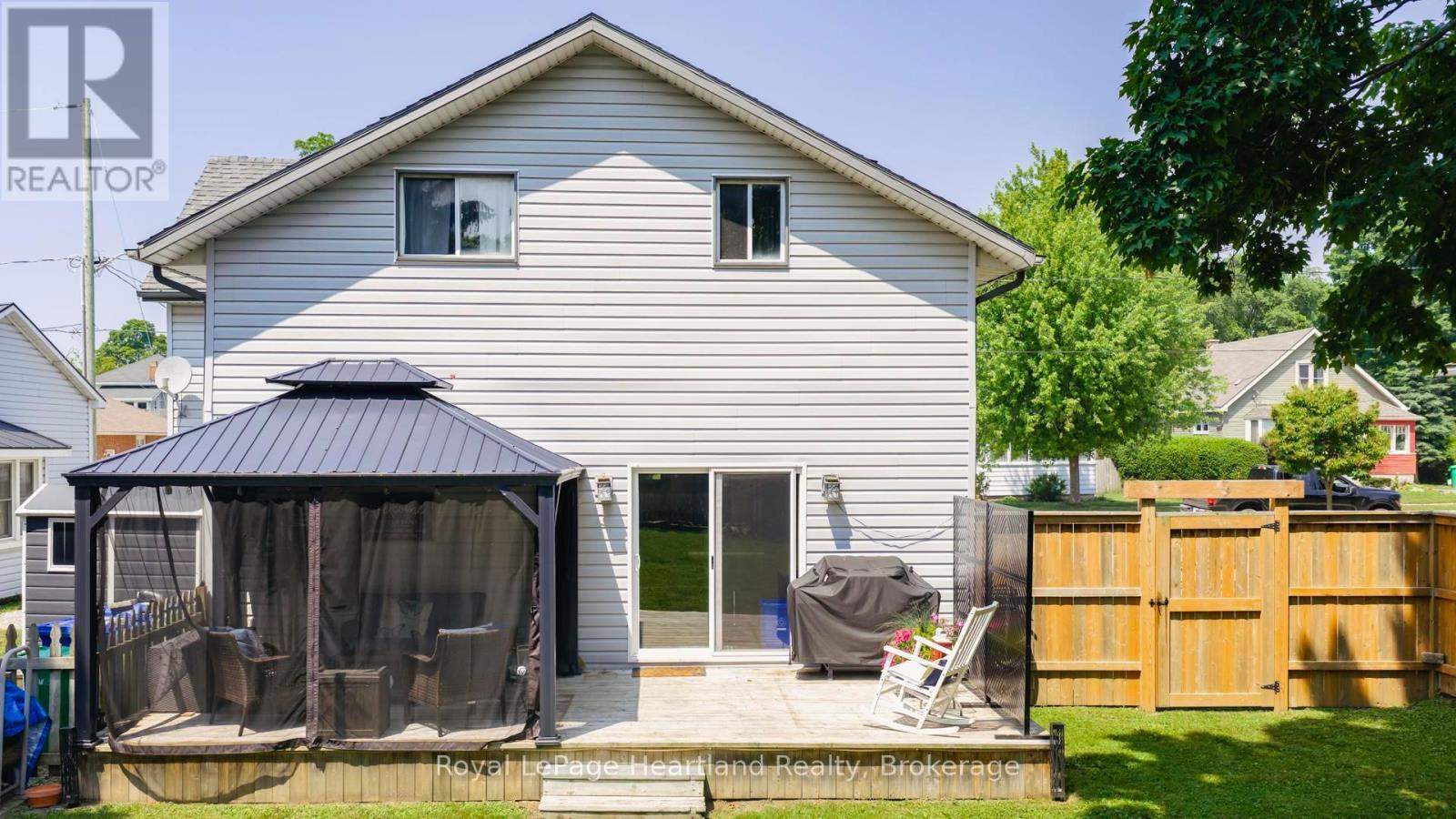 108 Newgate Street, Goderich, Ontario  N7A 1P4 - Photo 41 - X12285310