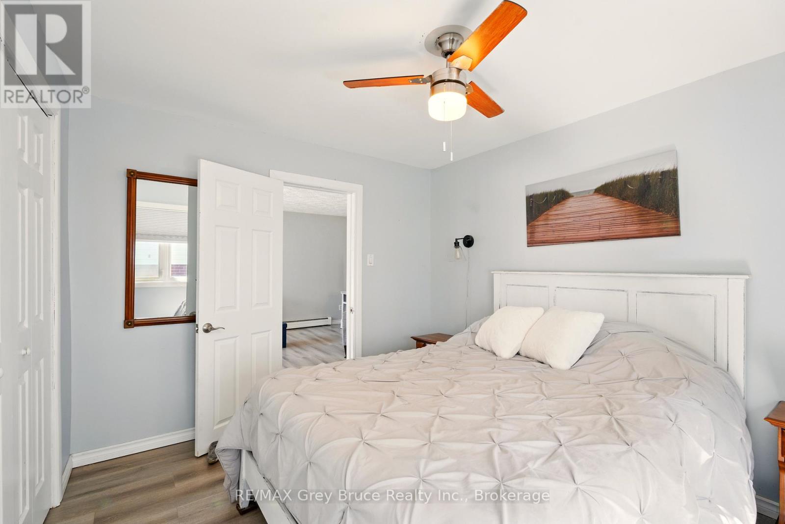 1789 6th Avenue E, Owen Sound, Ontario  N4K 2V9 - Photo 12 - X12285408