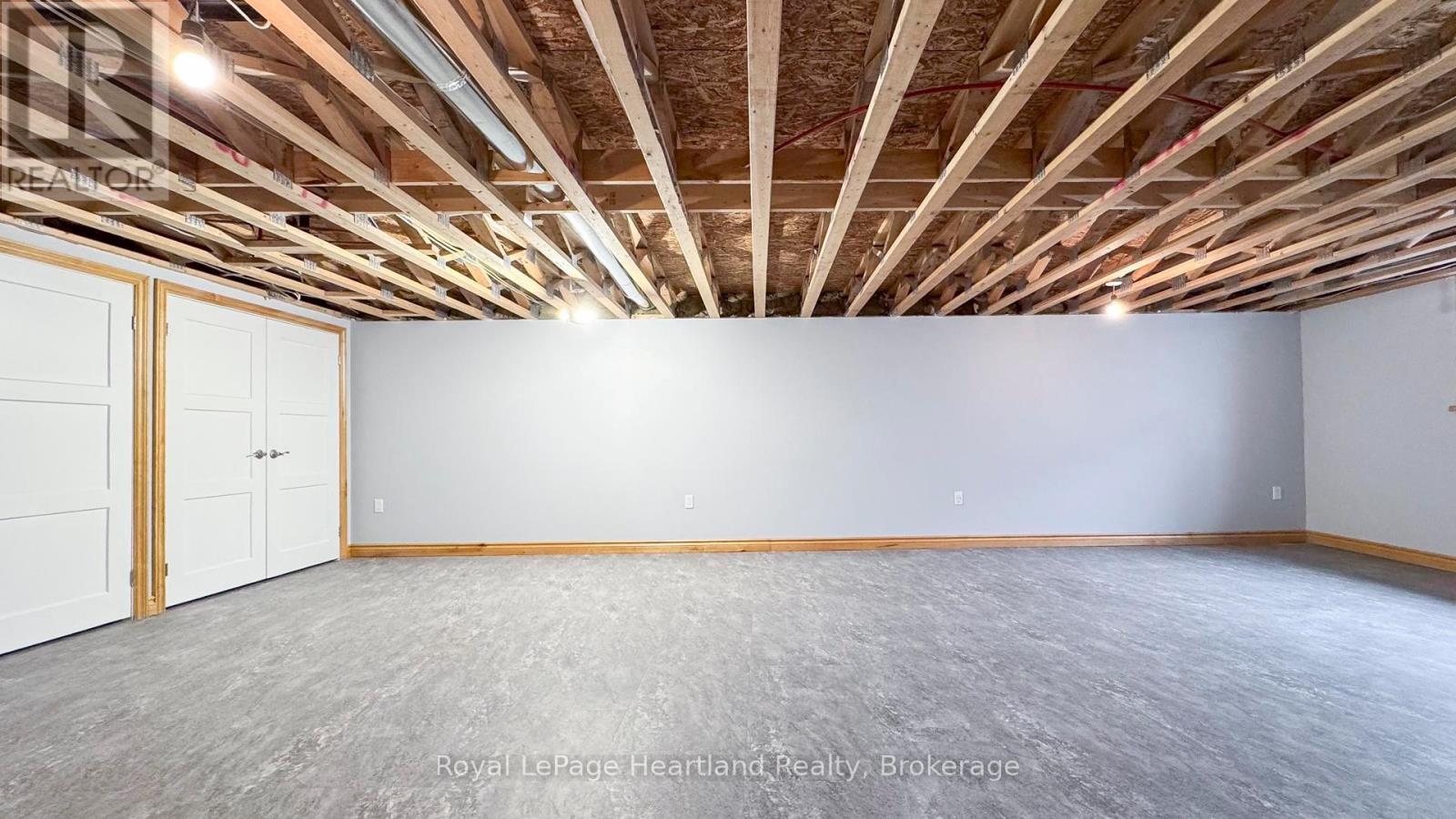 84610 Bluewater Highway, Ashfield-Colborne-Wawanosh, Ontario  N7A 3X9 - Photo 38 - X12285725