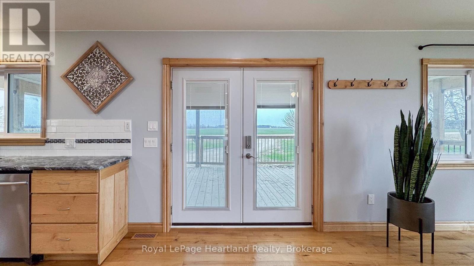 84610 Bluewater Highway, Ashfield-Colborne-Wawanosh, Ontario  N7A 3X9 - Photo 41 - X12285725
