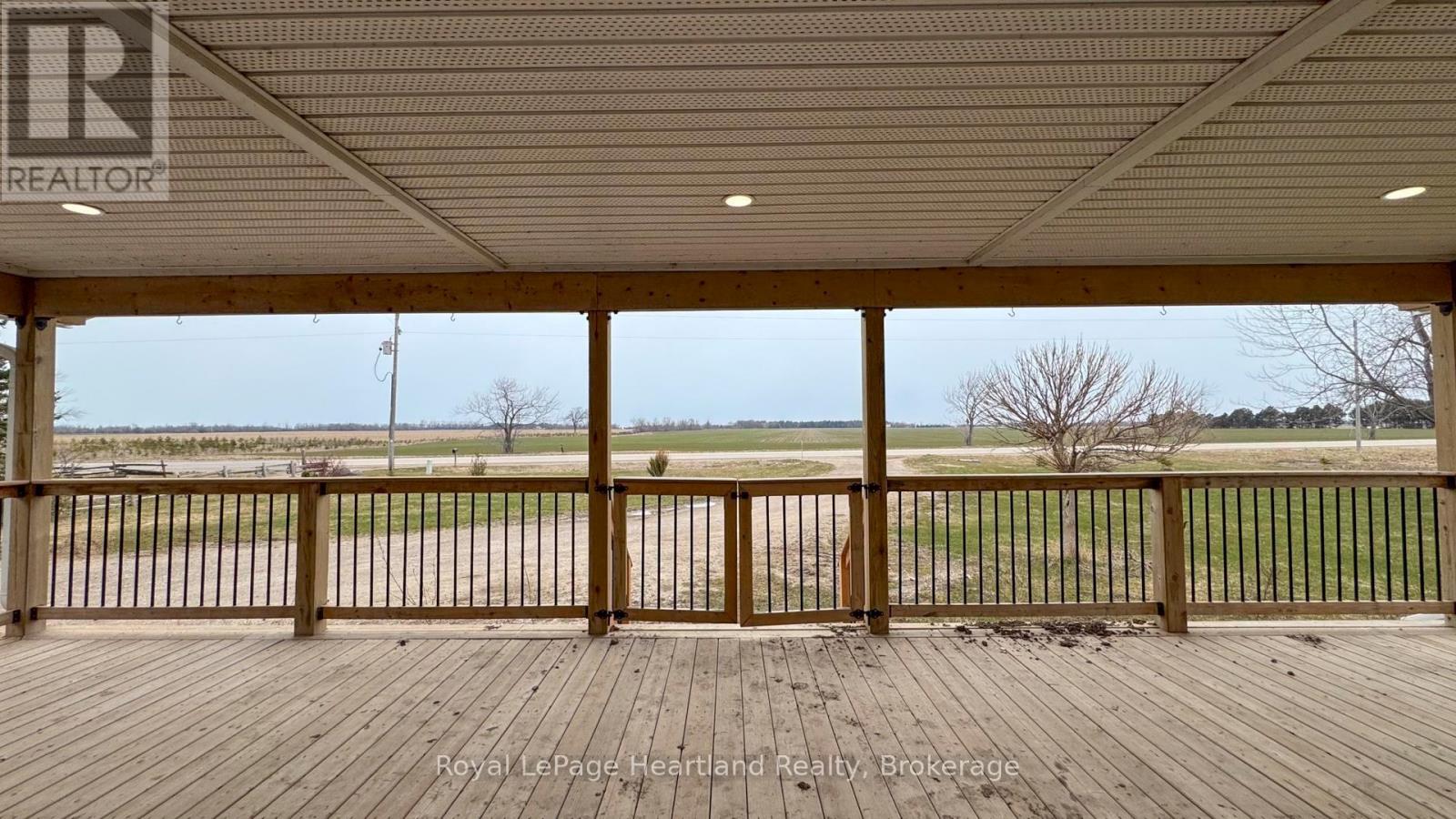 84610 Bluewater Highway, Ashfield-Colborne-Wawanosh, Ontario  N7A 3X9 - Photo 42 - X12285725
