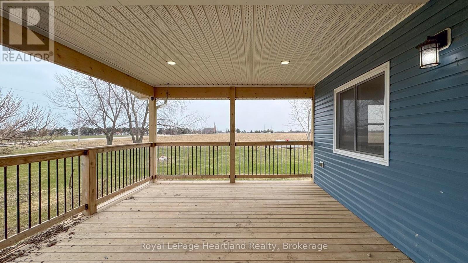 84610 Bluewater Highway, Ashfield-Colborne-Wawanosh, Ontario  N7A 3X9 - Photo 44 - X12285725