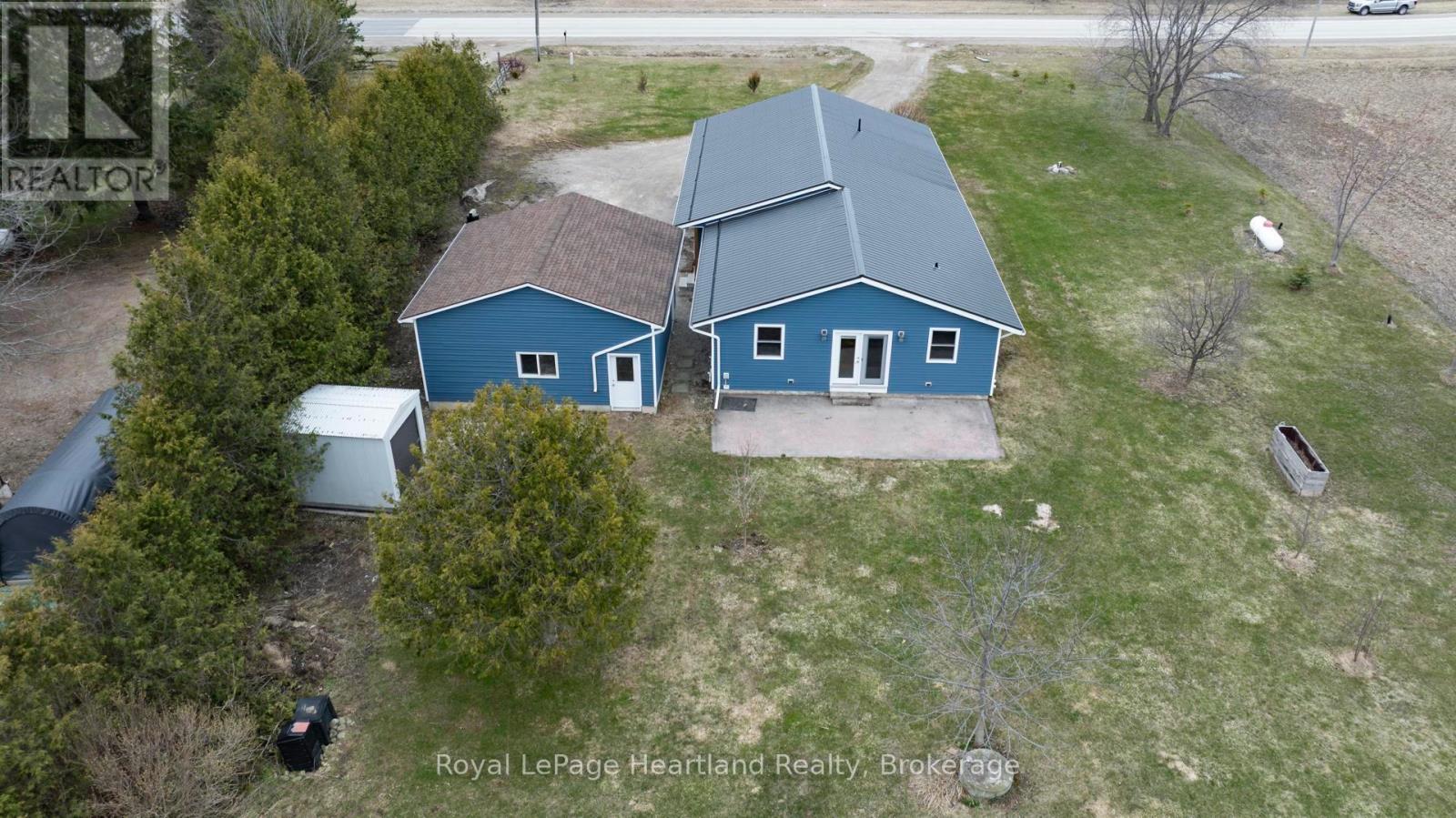 84610 Bluewater Highway, Ashfield-Colborne-Wawanosh, Ontario  N7A 3X9 - Photo 49 - X12285725
