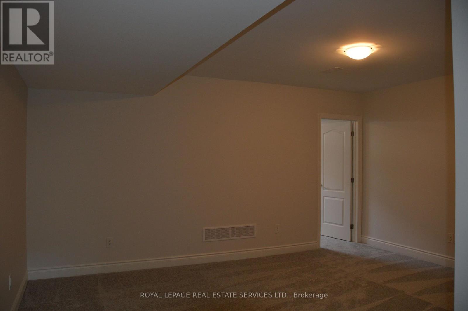 48 Callams Bay Crescent, Amherstburg, Ontario  N9V 4C5 - Photo 18 - X12285510