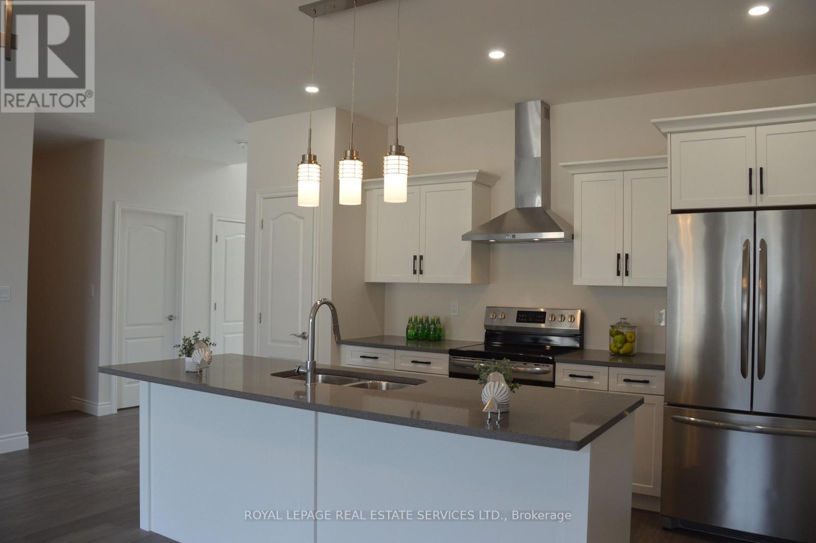 48 Callams Bay Crescent, Amherstburg, Ontario  N9V 4C5 - Photo 6 - X12285510