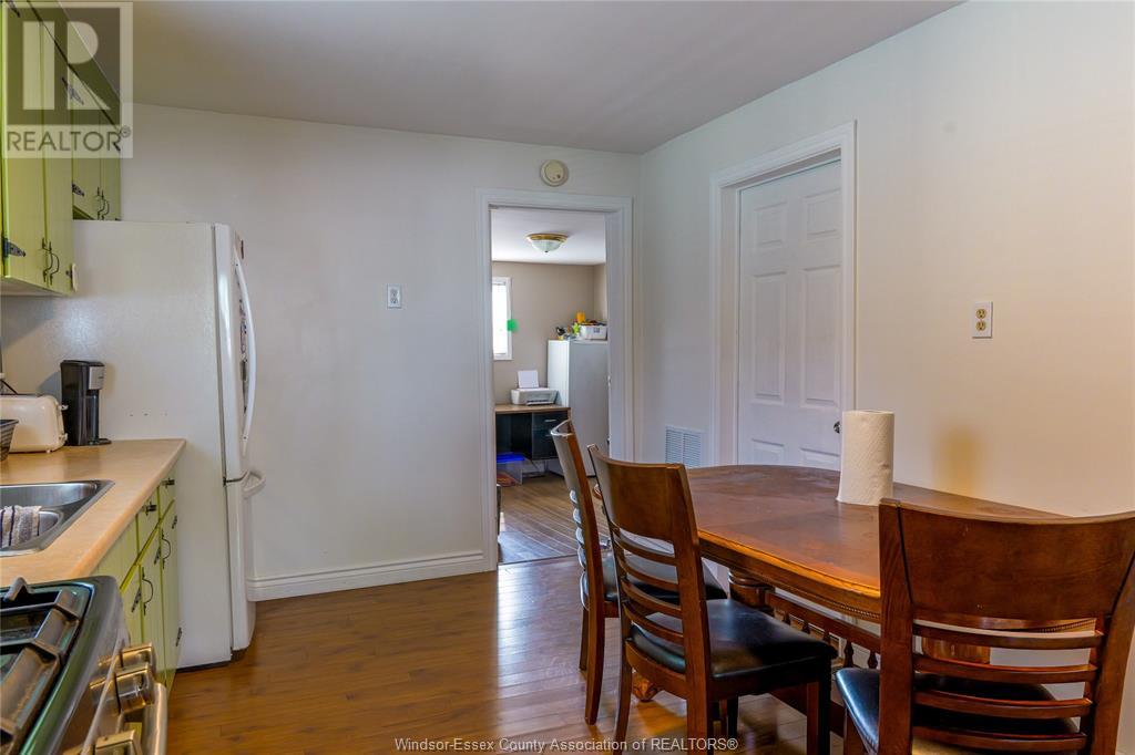 Property at 6 HYSLOP STREET image 4