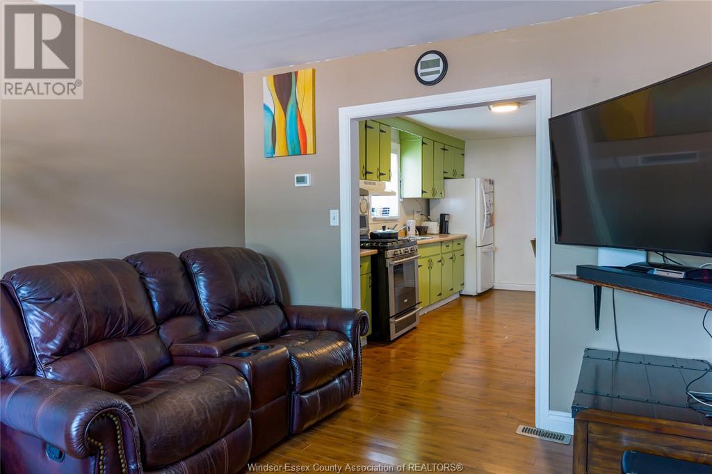 Property at 6 HYSLOP STREET image 2