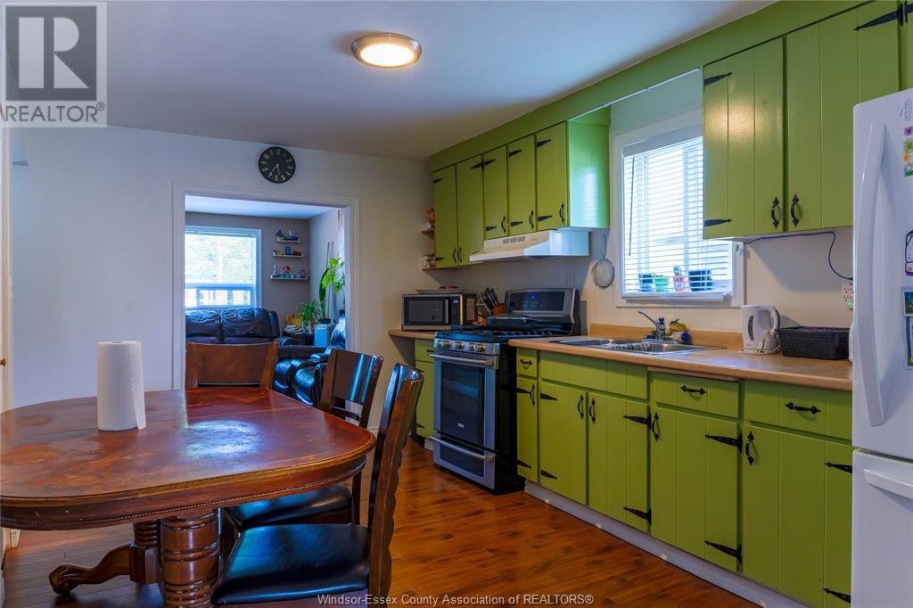 Property at 6 HYSLOP STREET image 5